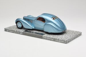 Bugatti Type 57SC Atlantic Blå Minichamps 1:18 107110320 Metal — billede 5 af 6
