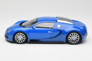 Bugatti Veyron Lyseblå Mørkeblå Minichamps 1:18 100110821 Metal — billede 4 af 8