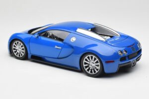 Bugatti Veyron Lyseblå Mørkeblå Minichamps 1:18 100110821 Metal — billede 7 af 8