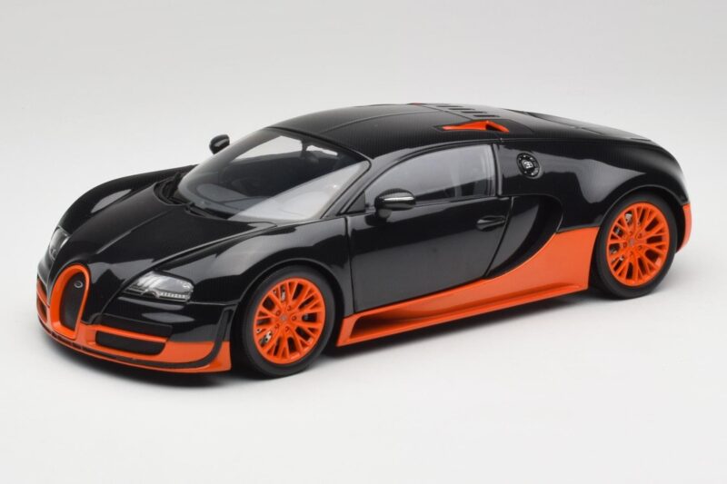 Bugatti Veyron Super Sport World Record Edition Carbon & Orange Minichamps 1:18 100110840 Metal