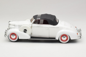 Buick Century Cabriolet Hvid Signature Models 1:18 18131 Metal — billede 3 af 6