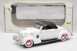 Buick Century Cabriolet Hvid Signature Models 1:18 18131 Metal — billede 6 af 6