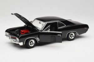 Buick GS 400 Sort American Muscle 1:18 33086 Metal — billede 2 af 8