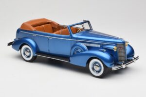 Buick Roadmaster 80-C Four Door Phaeton Blue Metallic BoS Models 1:18 BOS372 Resin — billede 4 af 6
