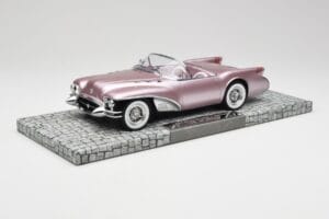 Buick Wildcat II Concept Salmon Metallic Minichamps 1:18 107141221 Resin