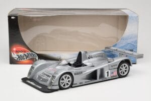 Cadillac Northstar LMP #1 24 Hours of Le Mans 2000 Hot Wheels 1:18 29225 Metal — billede 8 af 8