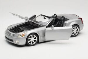 Cadillac XLR Cabrio Sølv Hot Wheels 1:18 53838 Metal — billede 2 af 8