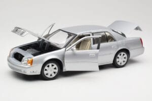 Cadillac DeVille DTS Maisto 1:18 56061 Metal — billede 2 af 8