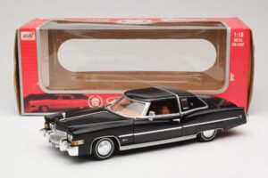Cadillac Eldorado Sort Anson 1:18 30357 Metal — billede 8 af 8
