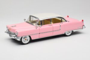 Cadillac Fleetwood Elvis Presley Pink MRC 1:18 LIC1000 Metal