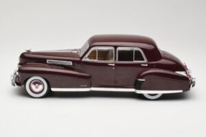 Cadillac Fleetwood 60 Special Sedan Rød MCG 1:18 MCG18071 Metal — billede 3 af 6