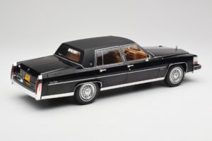 Cadillac Fleetwood Brougham Sort MCG 1:18 MCG18250 Metal — billede 2 af 6