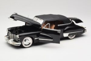 Cadillac Series 62 Sort Anson 1:18 30345 Metal — billede 2 af 8