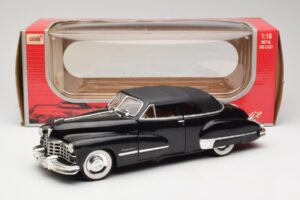Cadillac Series 62 Sort Anson 1:18 30345 Metal — billede 8 af 8