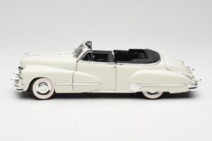 Cadillac Series 62 Cabriolet Hvid Anson 1:18 30335 Metal — billede 4 af 8