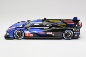 Cadillac V-Series.R LMDh #2 E. Bamber / A. Lynn / R. Westbrook Chip Ganassi Racing 24 Hours of Le Mans 2023 TopSpeed 1:18 TS0 — billede 3 af 5
