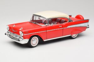 Chevrolet Bel Air Matador Rød & India Elfenben Road Legends 1:18 92109 Metal