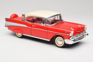 Chevrolet Bel Air Matador Rød & India Elfenben Road Legends 1:18 92109 Metal — billede 6 af 8
