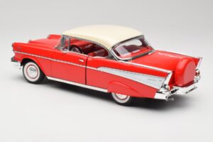 Chevrolet Bel Air Matador Rød & India Elfenben Road Legends 1:18 92109 Metal — billede 7 af 8