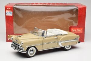 Chevrolet Bel Air Cabriolet Creme Sun Star 1:18 1623 Metal — billede 8 af 8