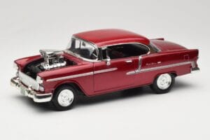 Chevrolet Bel Air Rød Motormax 1:18 73100TC-M1 Metal