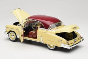 Chevrolet Bel Air Gul & Rød Motormax 1:18 73111 Metal — billede 5 af 8