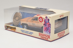 Chevrolet Blazer K5 Politi Stranger Things Metals Diecast 1:24 31111-24 Metal — billede 3 af 3