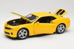 Chevrolet Camaro SS RS Gul Maisto 1:18 31173 Metal — billede 2 af 8