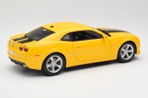 Chevrolet Camaro SS RS Gul Maisto 1:18 31173 Metal — billede 3 af 8
