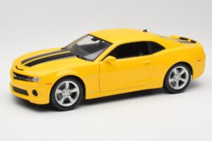 Chevrolet Camaro SS RS Gul Maisto 1:18 31173 Metal