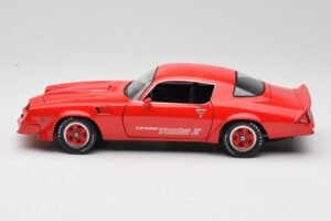 Chevrolet Camaro Z28 Yenko Turbo Z Rød GreenLight 1:18 12999 Metal — billede 4 af 8
