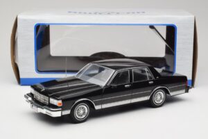 Chevrolet Caprice Sort MCG 1:18 MCG18113 Metal — billede 6 af 6