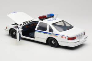 Chevrolet Caprice Canada Politi UT Models 1:18 21023 Metal — billede 5 af 8