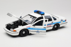 Chevrolet Caprice Chicago Politi UT Models 1:18 180142096 Metal — billede 2 af 8