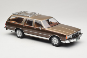 Chevrolet Caprice Estate Wagon Beige MCG 1:18 MCG18476 Metal — billede 4 af 6