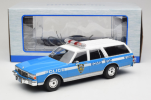 Chevrolet Caprice Estate Wagon NYPD MCG 1:18 MCG18477 Metal — billede 6 af 6