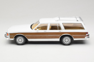 Chevrolet Caprice Estate Wagon Hvid MCG 1:18 MCG18475 Metal — billede 3 af 6