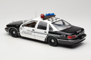 Chevrolet Caprice Glendale Politi UT Models 1:18 21026 Metal — billede 7 af 8