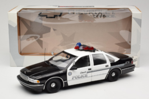 Chevrolet Caprice Glendale Politi UT Models 1:18 21026 Metal — billede 8 af 8