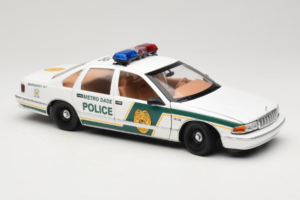 Chevrolet Caprice Metro Dade Politi UT Models 1:18 21024 Metal — billede 6 af 8