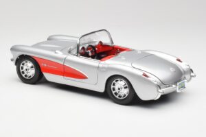 Chevrolet Corvette C1 Sølv & Rød Bburago 1:18 3024-M1 Metal — billede 7 af 8