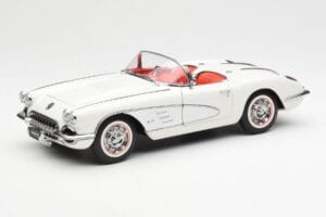 Chevrolet Corvette C1 Spider Hard Top Snowcrest Hvid AUTOart 1:18 71147 Metal