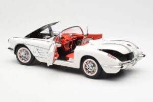 Chevrolet Corvette C1 Spider Hard Top Snowcrest Hvid AUTOart 1:18 71147 Metal — billede 5 af 8