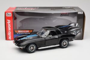 Chevrolet Corvette C2 Sort American Muscle 1:18 AMM1099/06 Metal — billede 8 af 8