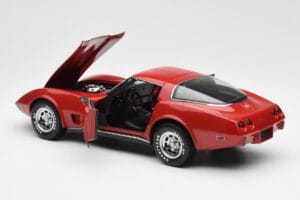 Chevrolet Corvette C3 Rød UT Models 1:18 21073 Metal — billede 5 af 8