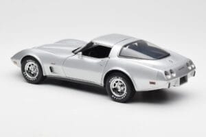 Chevrolet Corvette C3 Sølv UT Models 1:18 21072 Metal — billede 7 af 8