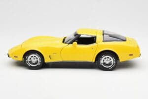 Chevrolet Corvette C3 Gul UT Models 1:18 21074 Metal — billede 4 af 8