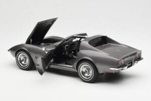 Chevrolet Corvette C3 Spider Laguna Grå Metallic AUTOart 1:18 71173 Metal — billede 5 af 8