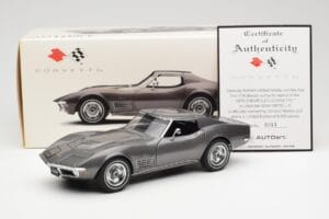 Chevrolet Corvette C3 Spider Laguna Grå Metallic AUTOart 1:18 71173 Metal — billede 8 af 8