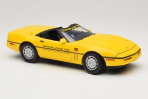 Chevrolet Corvette C4 Indianapolis 500 Pace Car Gul Greenlight 1:18 11801-06 Metal — billede 6 af 8